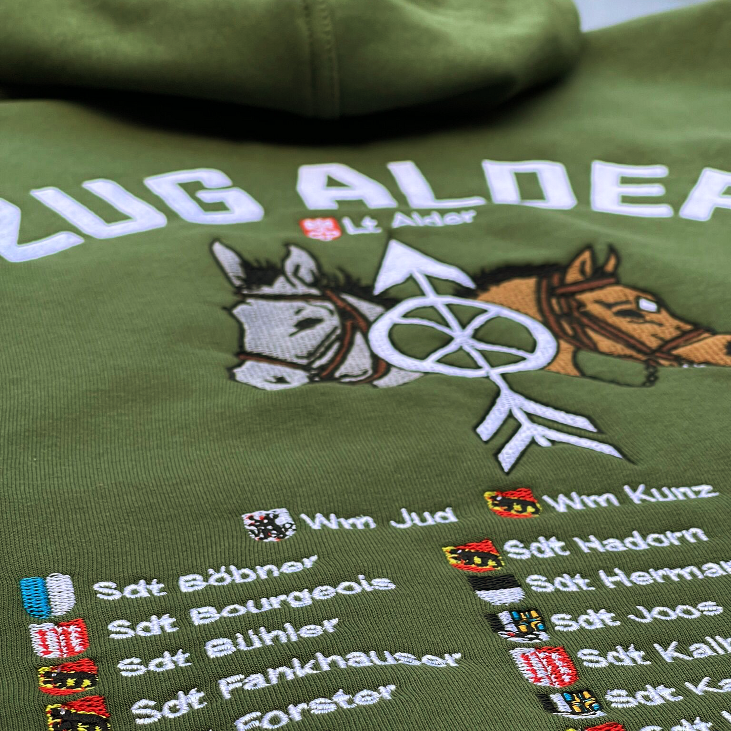 Zugpullover Hoodie