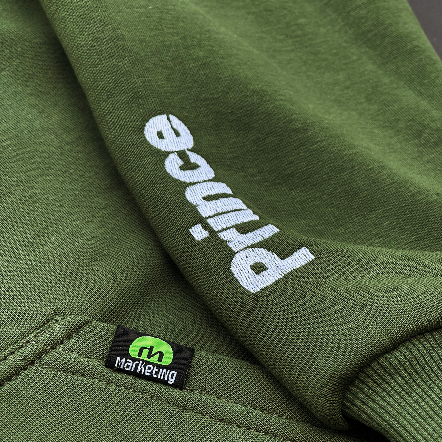 Zugpullover Hoodie