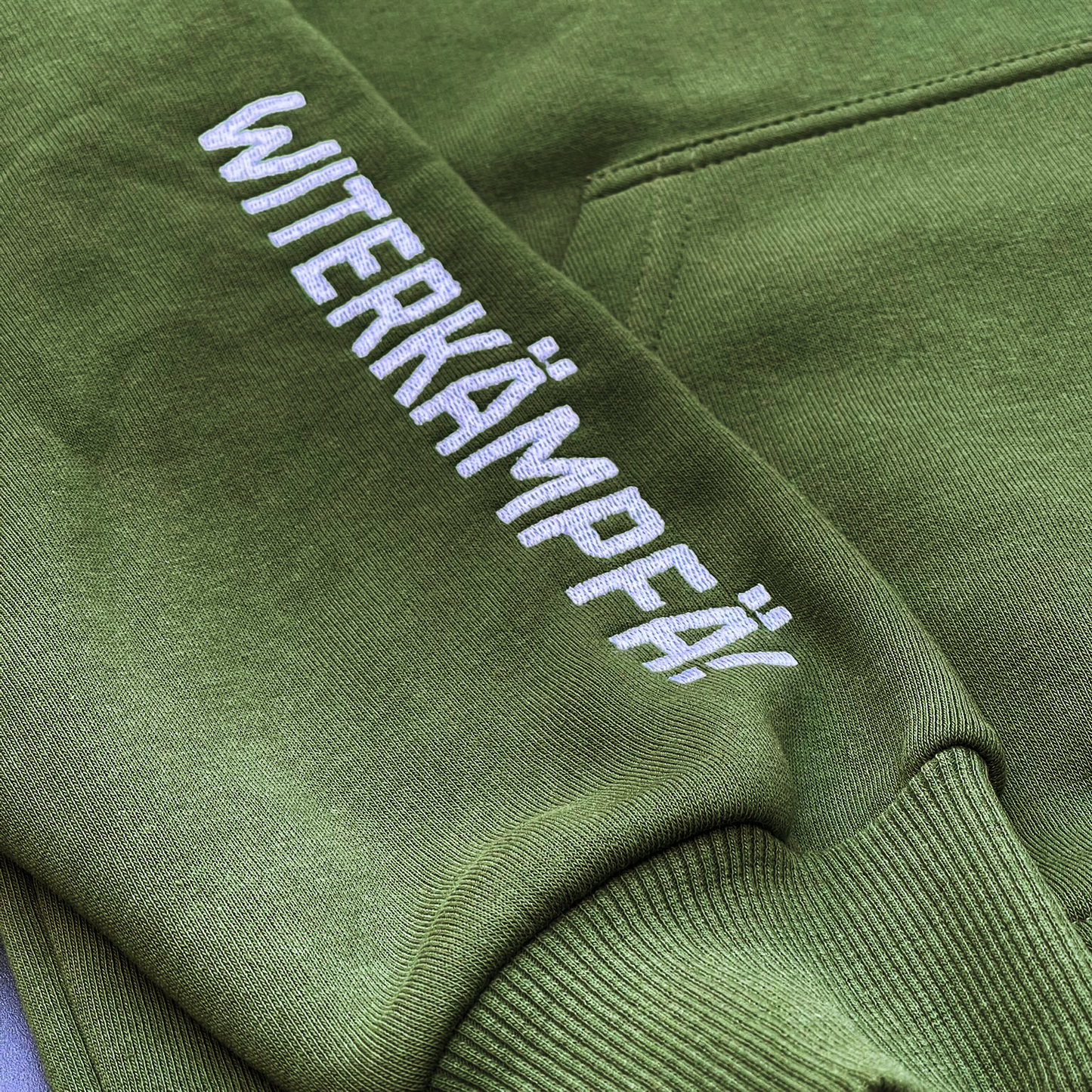 Zugpullover Hoodie