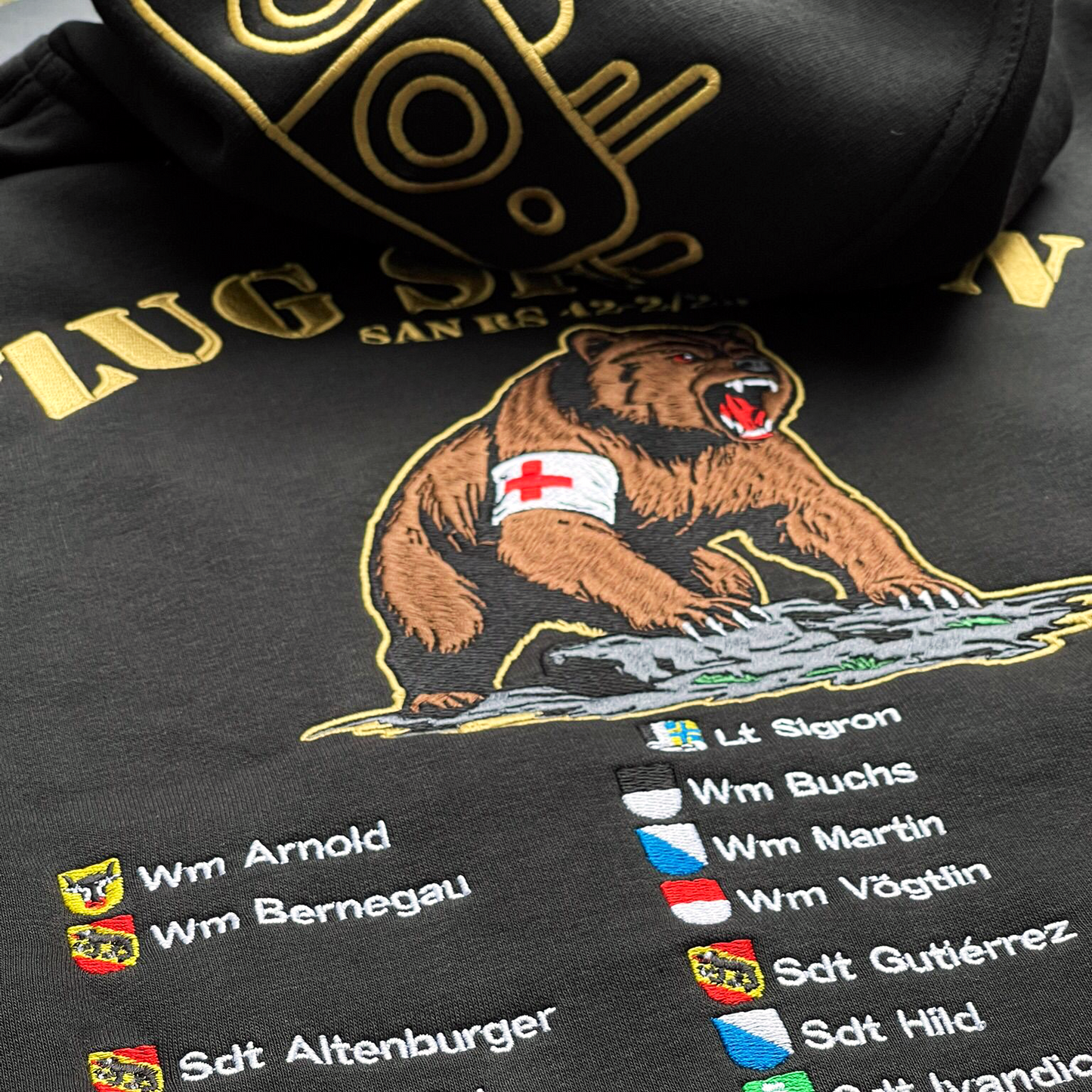 Zugpullover Hoodie